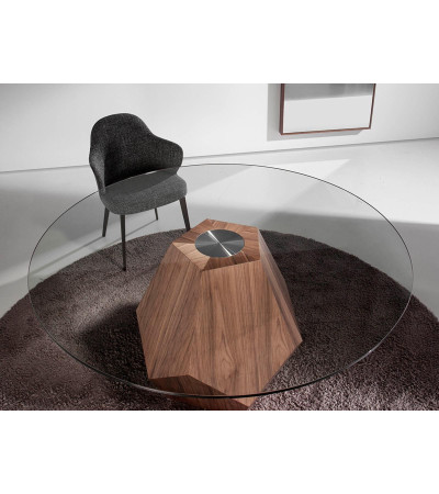 Chair Alzaza
