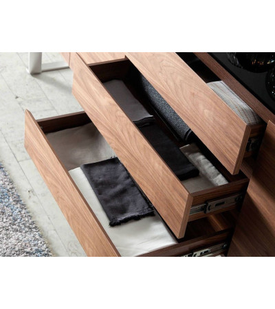 Sideboard Drop