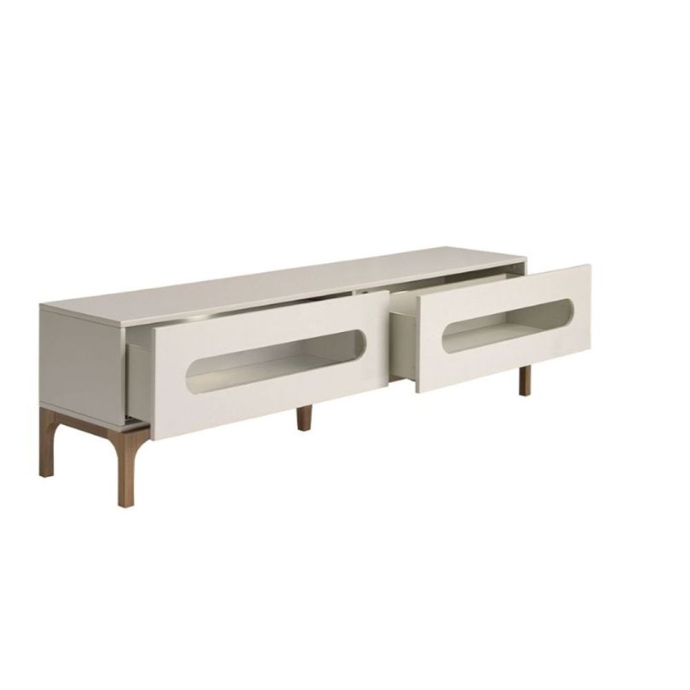 TV Base Triade