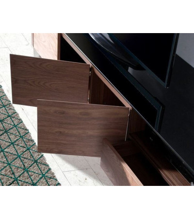 TV Base Edge