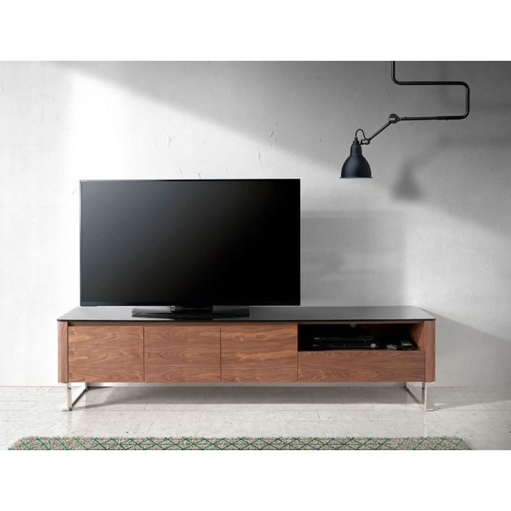 TV Base Edge