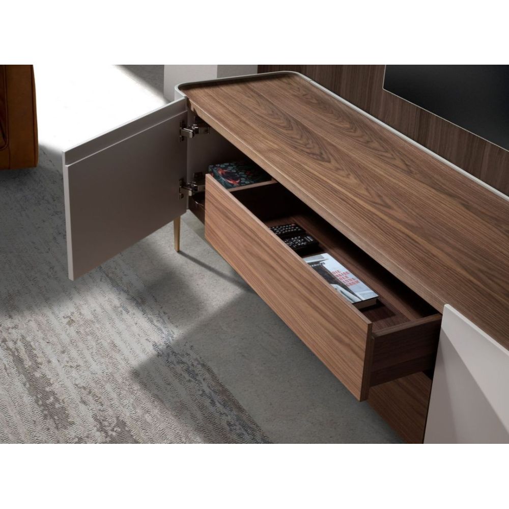 TV Base Clonk