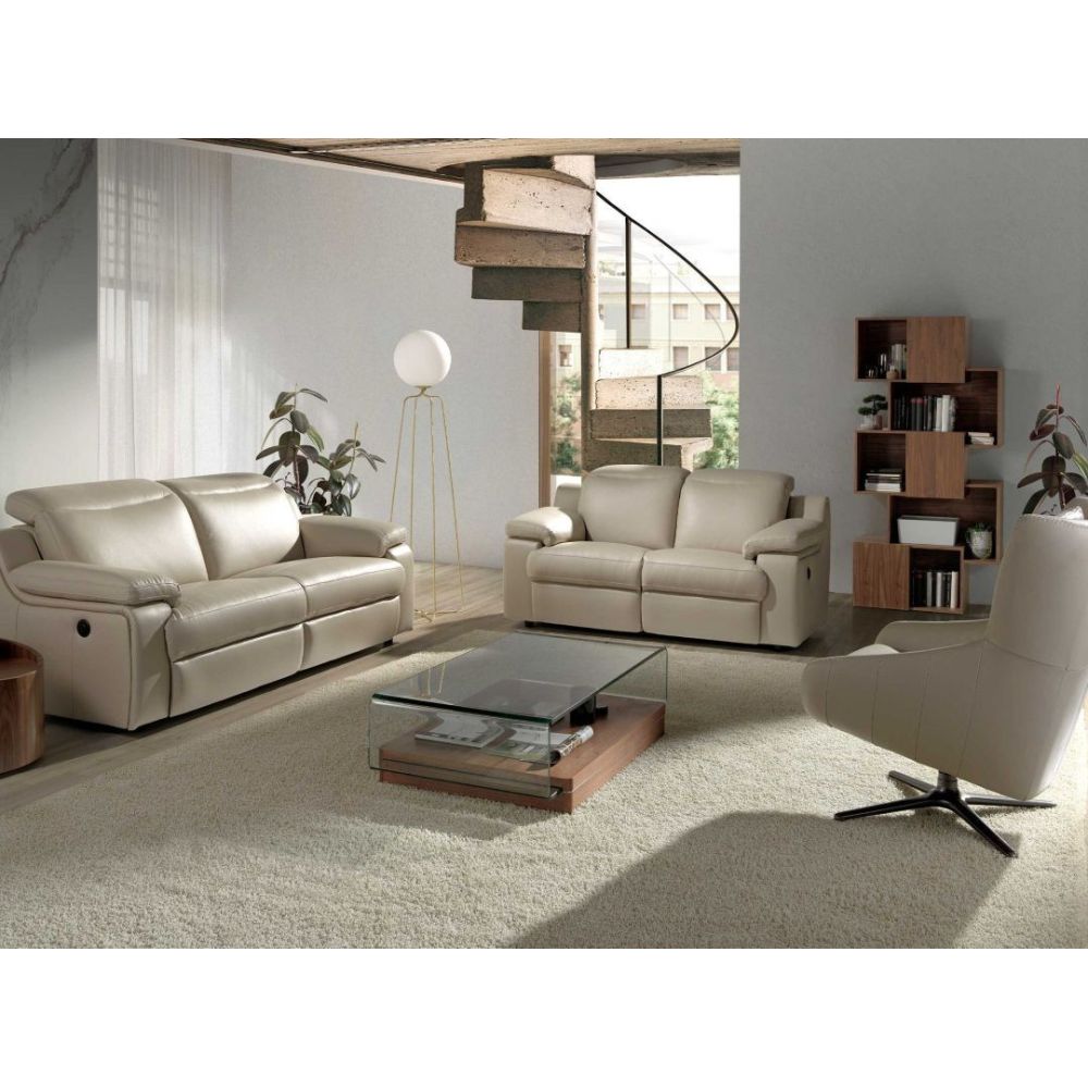 Coffee Table Travel