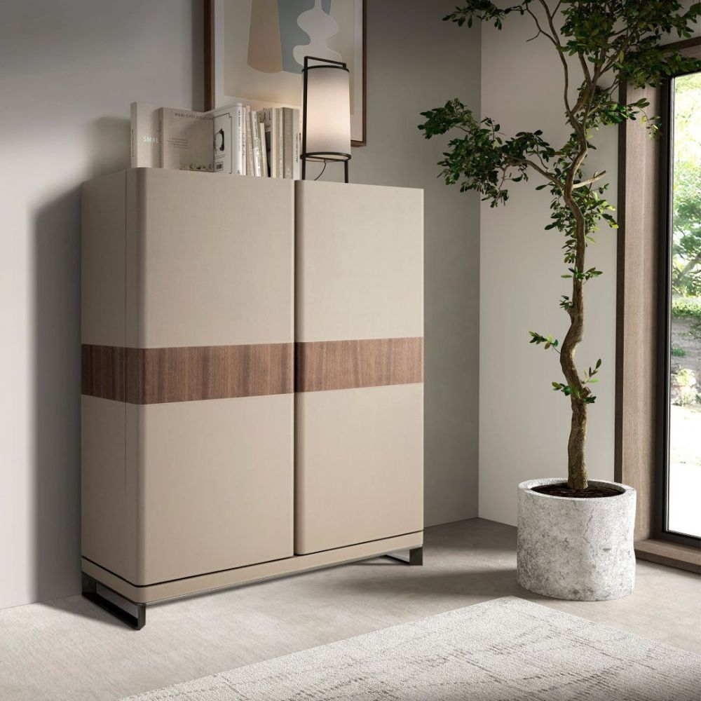 High Sideboard Piell