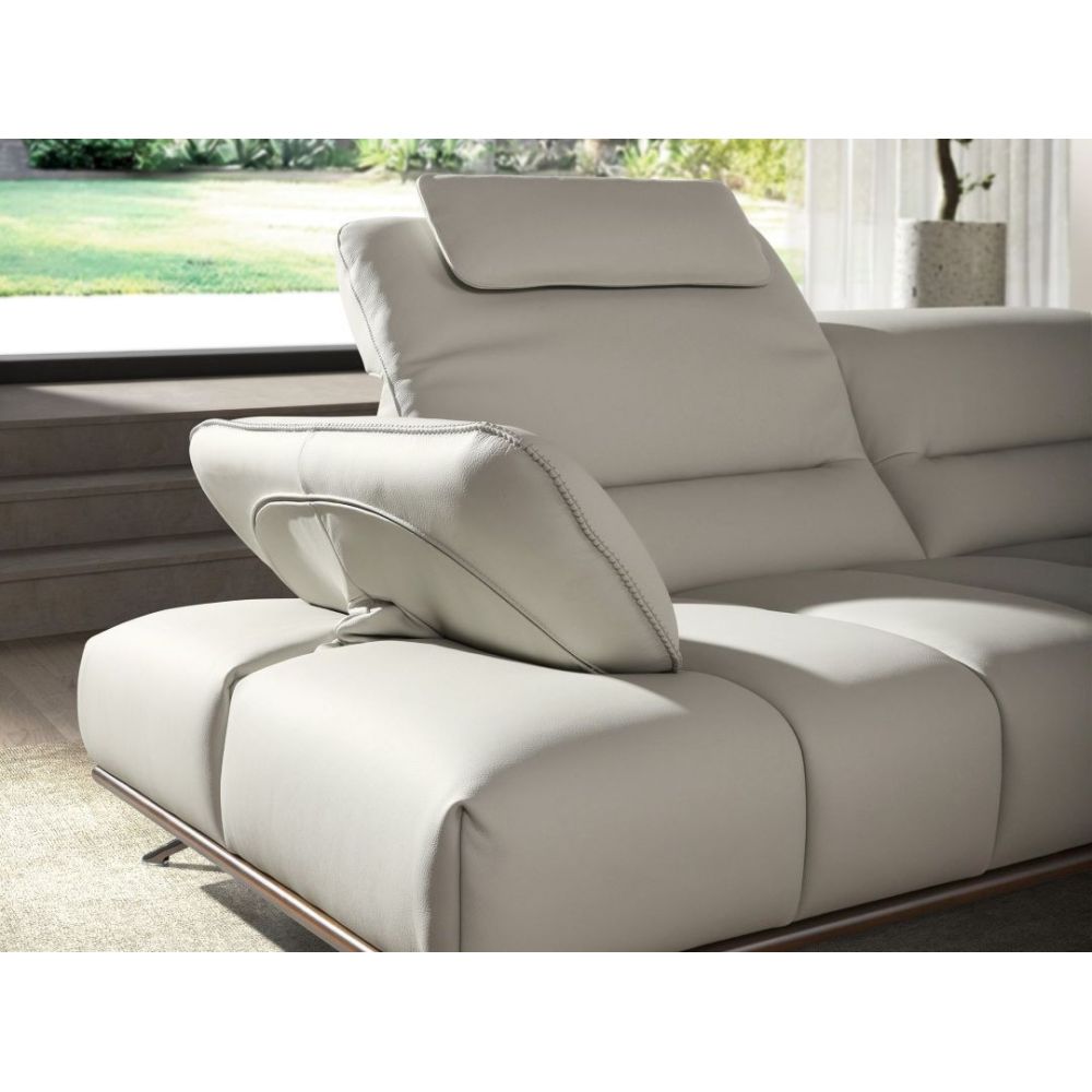 Sofa Corner w/ Chaiselong Nunni