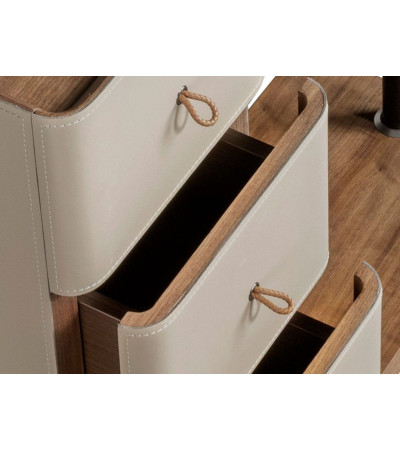 Hangers Pili