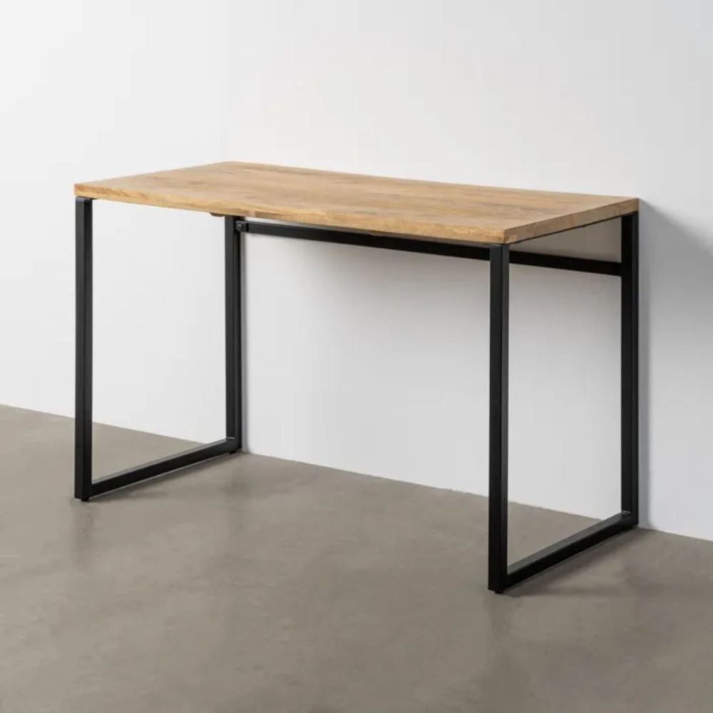 Desk Mamet