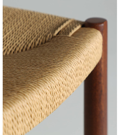 ZELHEM  STOOL