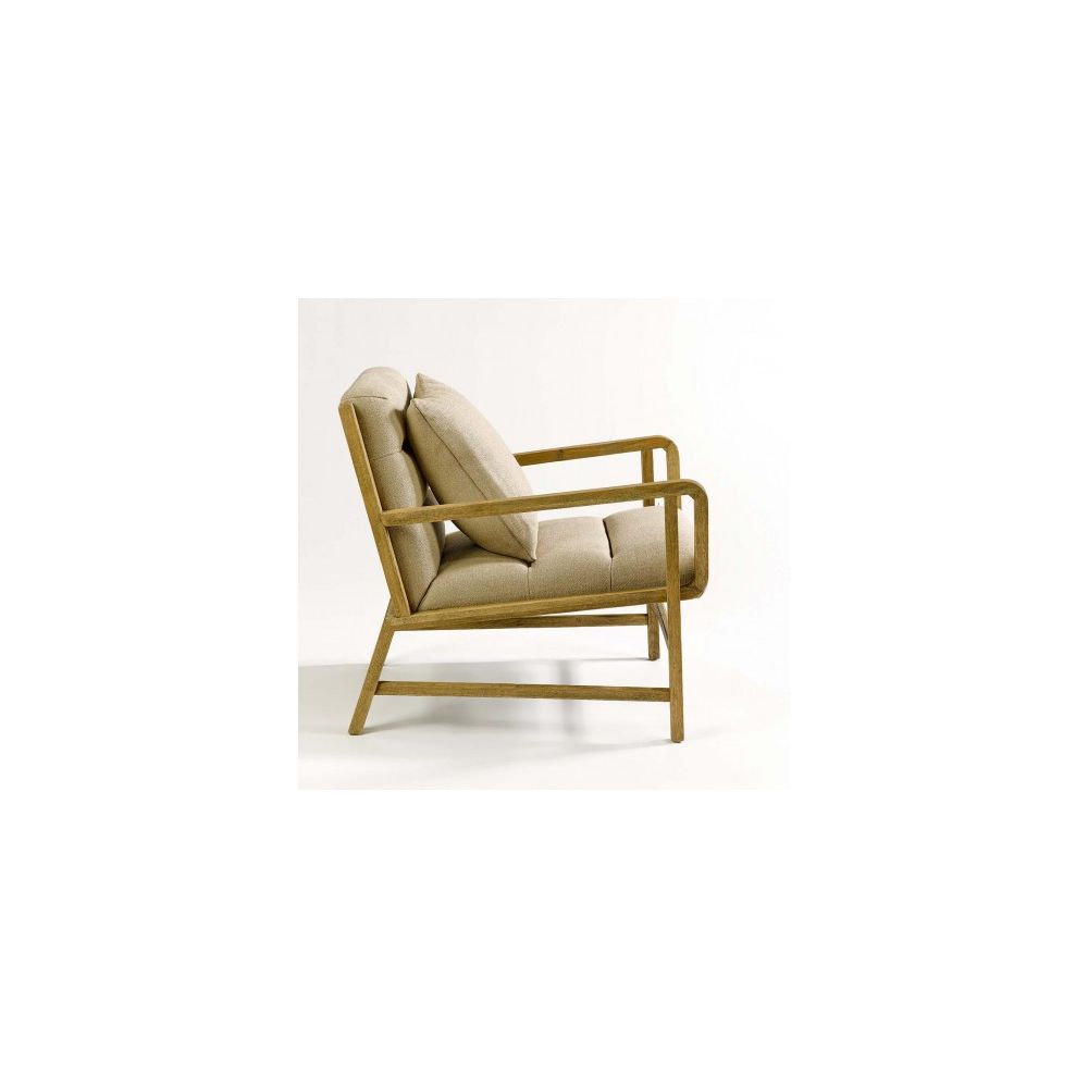 ROST ARMCHAIR