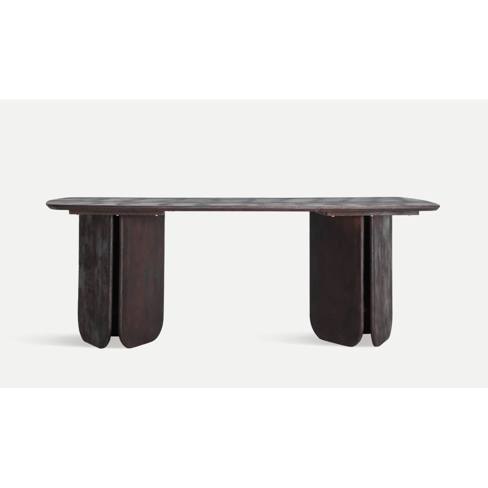 ESSENZA DINNER TABLE