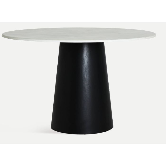 NOTH DINNER TABLE