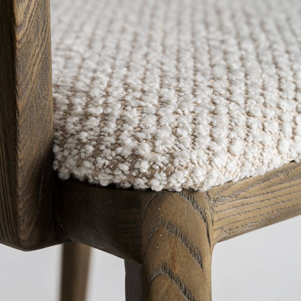LATRECT CHAIR