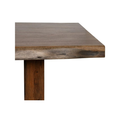 Mesa Jantar Caci