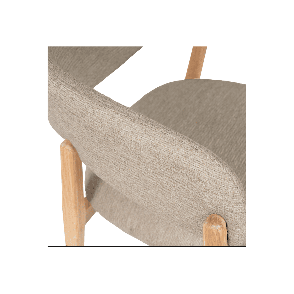 CHAIR YVANNA