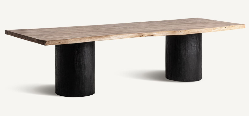 KNAITH DINING TABLE