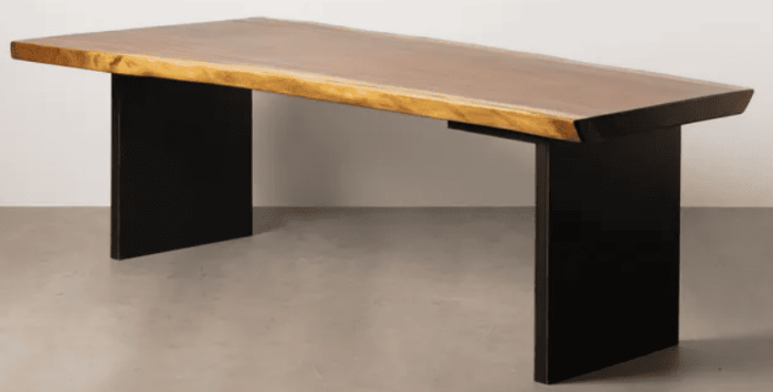 MESA JANTAR JAKUT