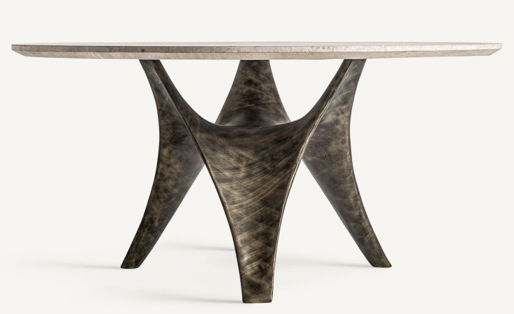 LAIZE DINING TABLE