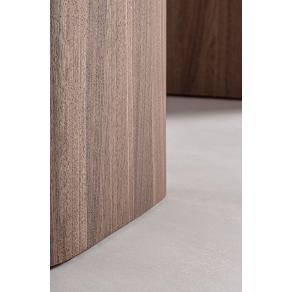 ÁREA DINING TABLE