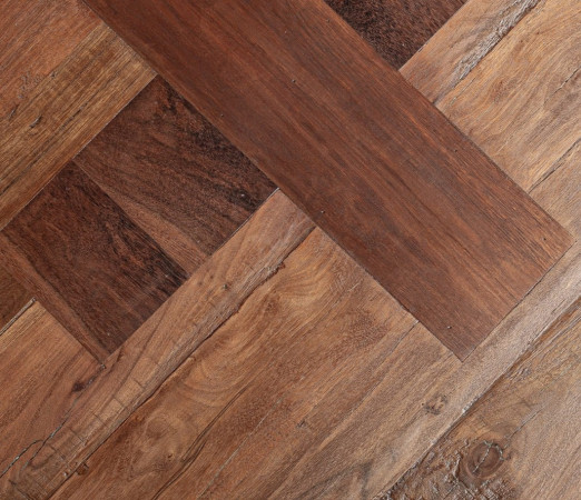 BRUTALISTA ROUND DINING TABLE