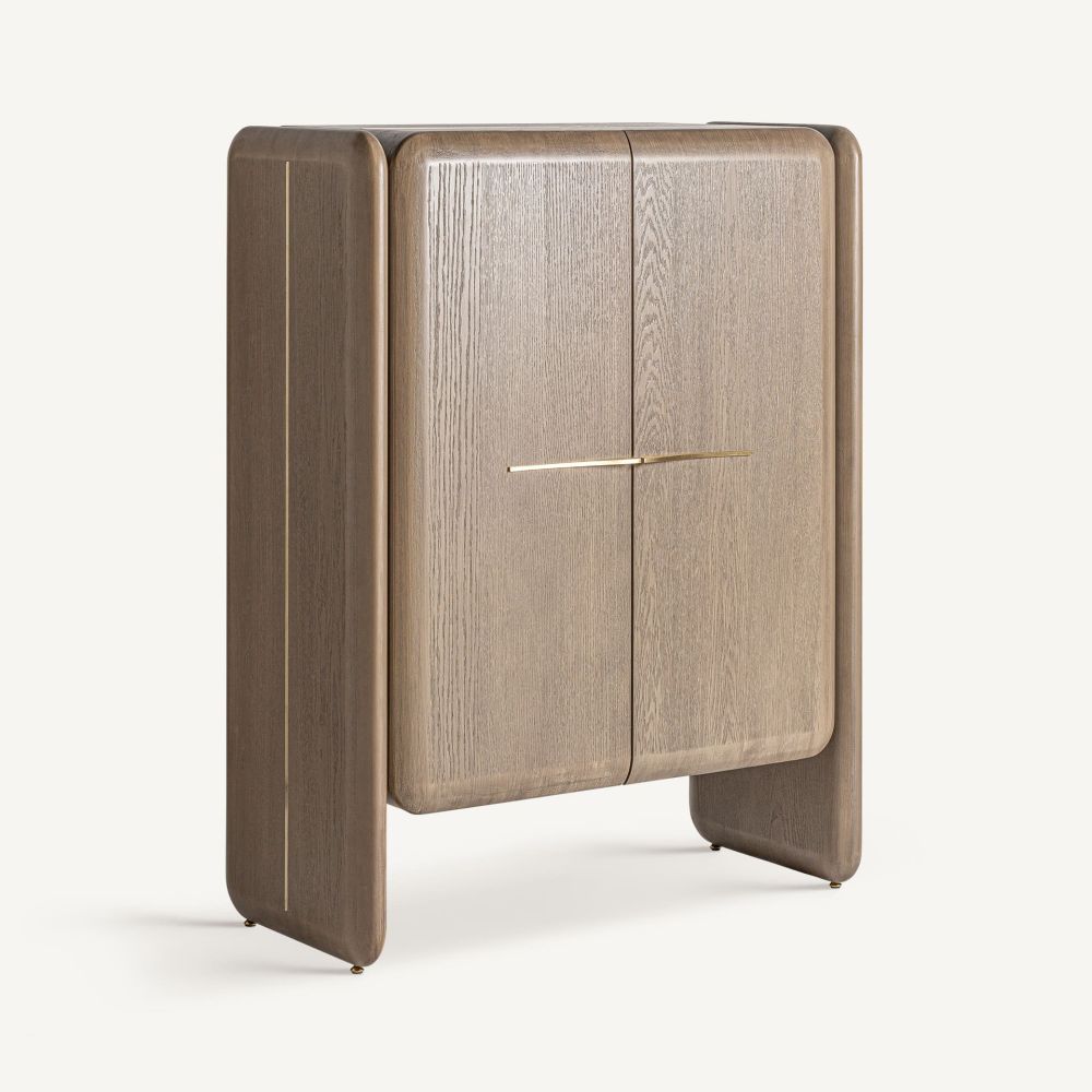 USSEL WARDROBE