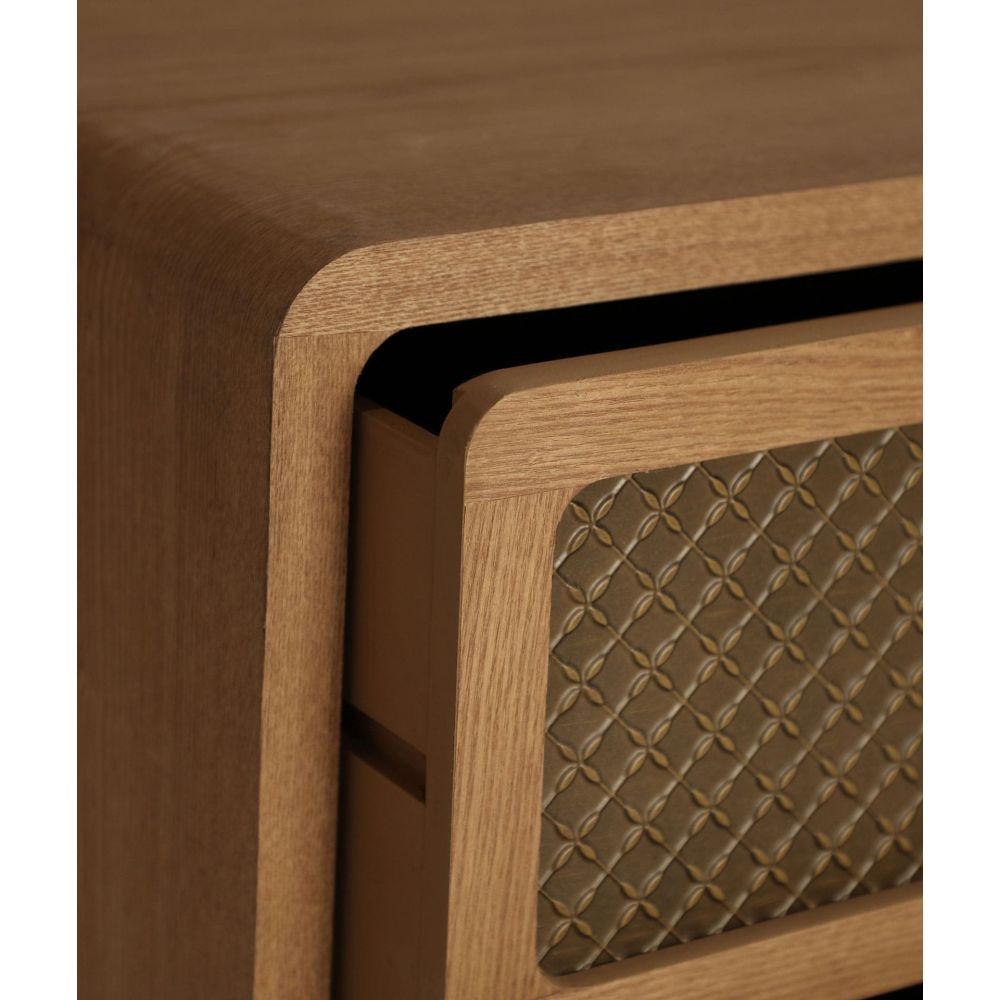 NEVOY CHEST OF DRAWERS