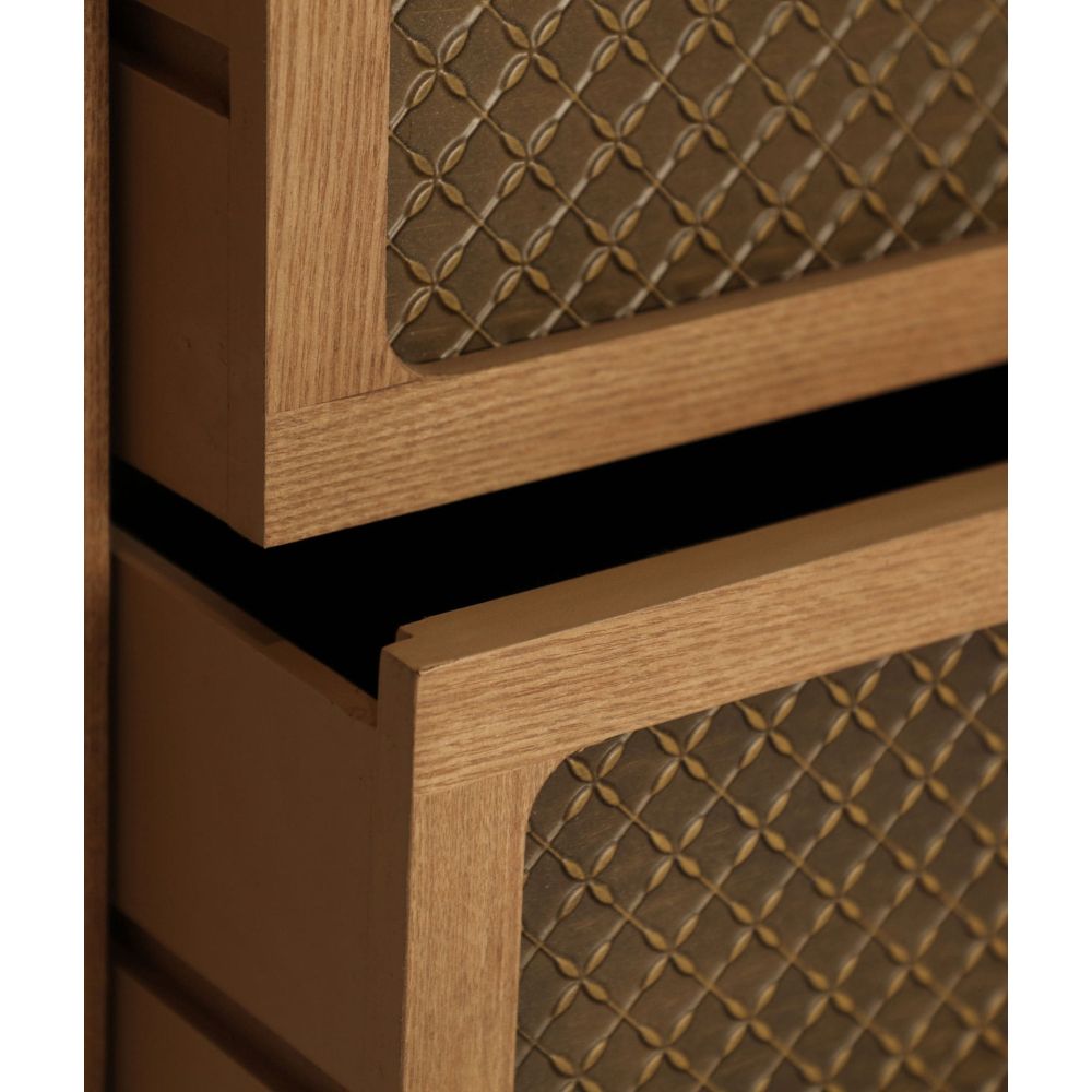NEVOY CHEST OF DRAWERS