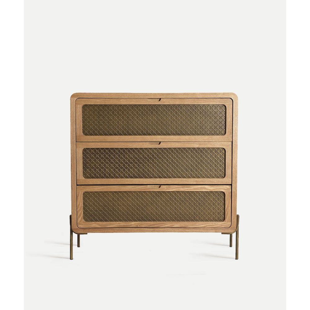 NEVOY CHEST OF DRAWERS
