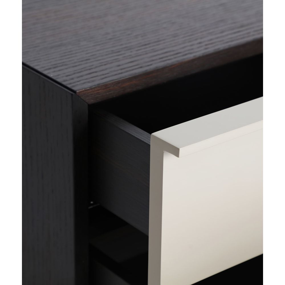 LINDFLUR BED TABLE