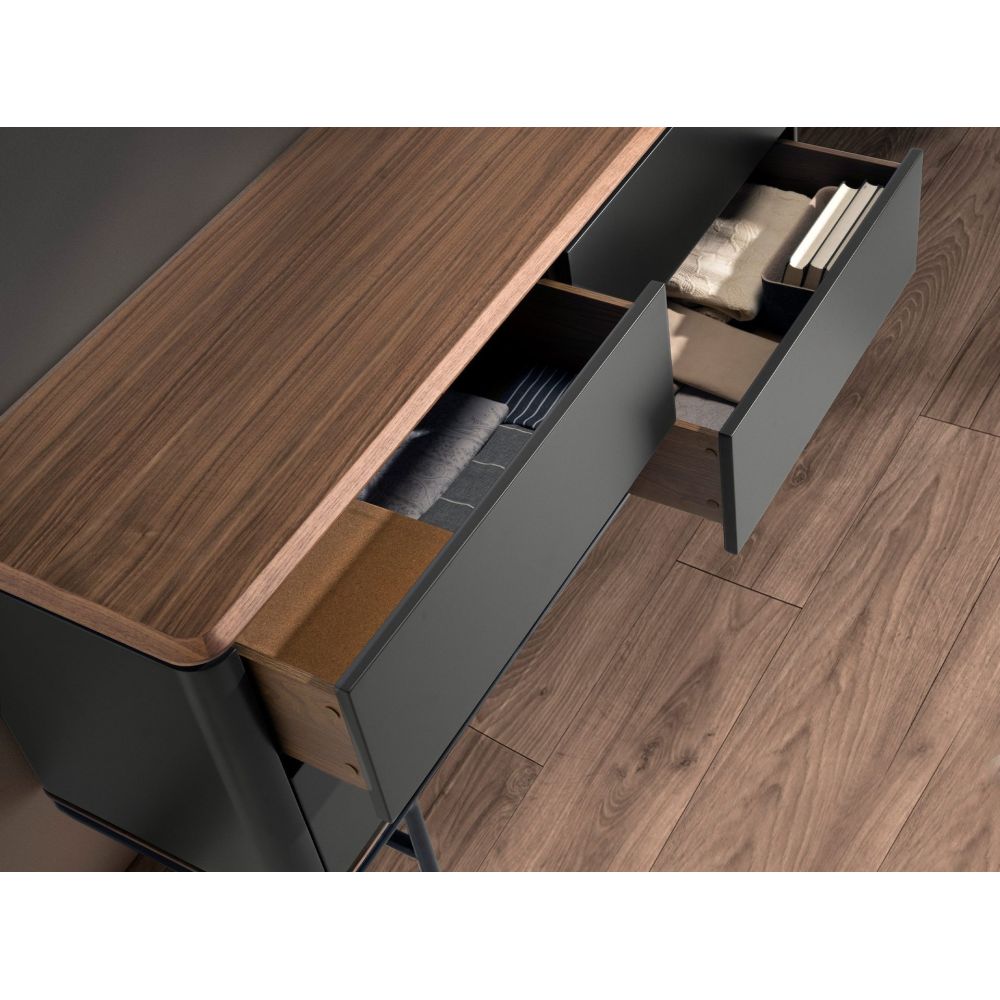 BOLLY CHEST OF DRAWERS