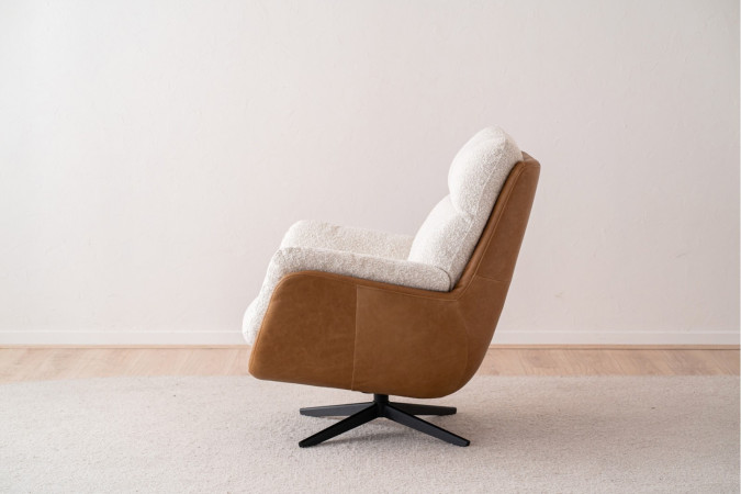 SWIVEL ARMCHAIR BUTET