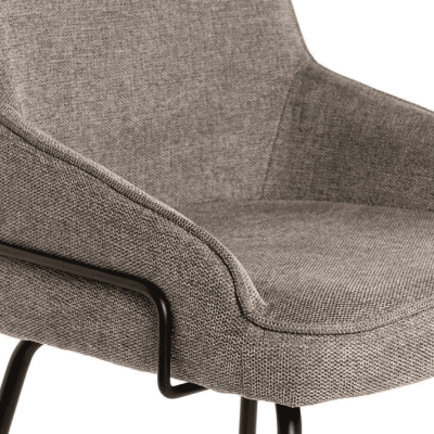 CHAIR GWEN
