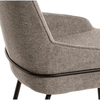 CHAIR GWEN