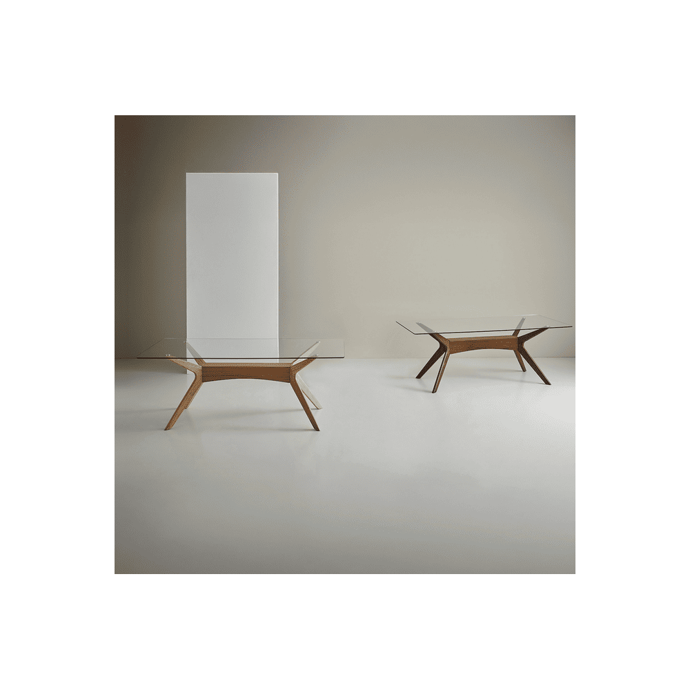 DELLA DINING TABLE