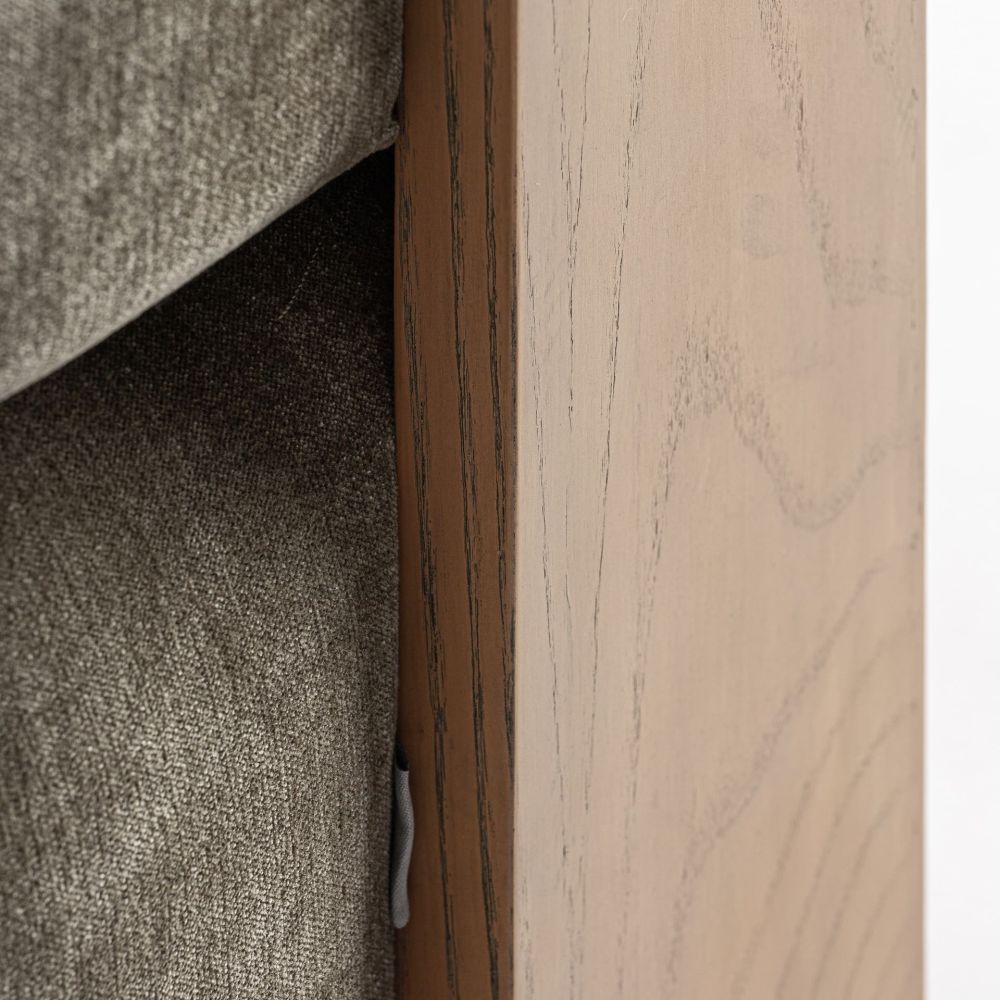 AURONZO ARMCHAIR