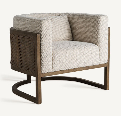 LEIWEN ARMCHAIR