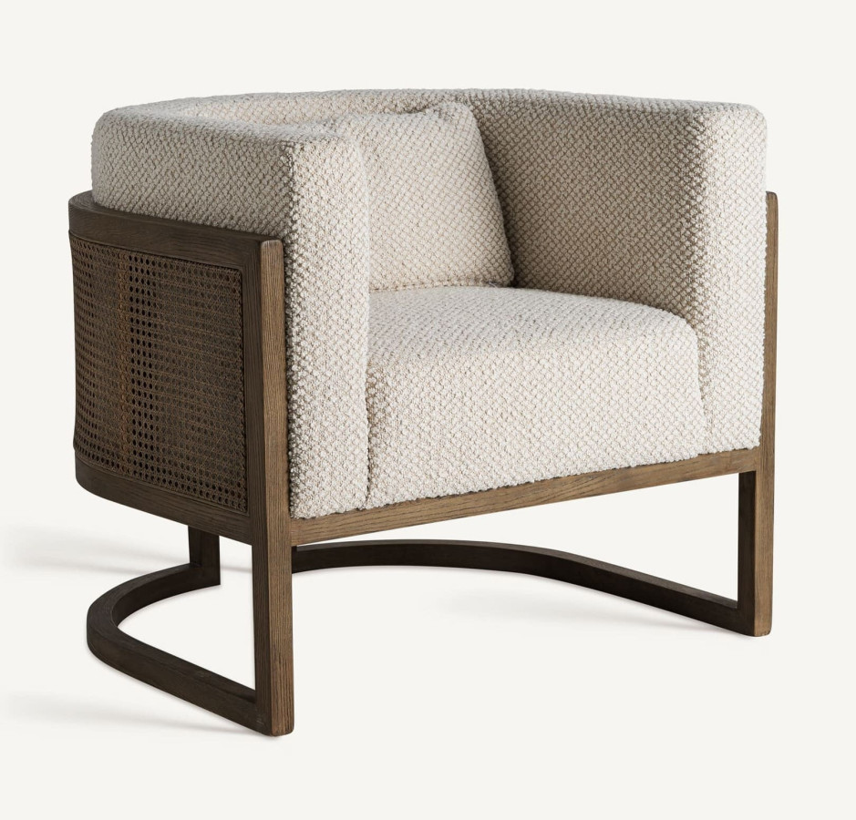 LEIWEN ARMCHAIR