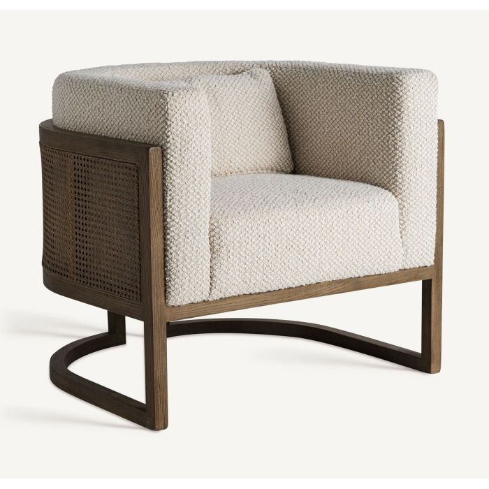 LEIWEN ARMCHAIR
