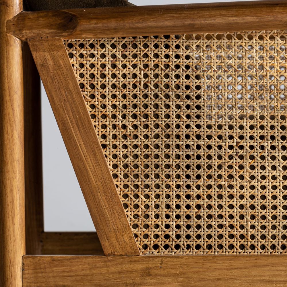 Armchair Velbur