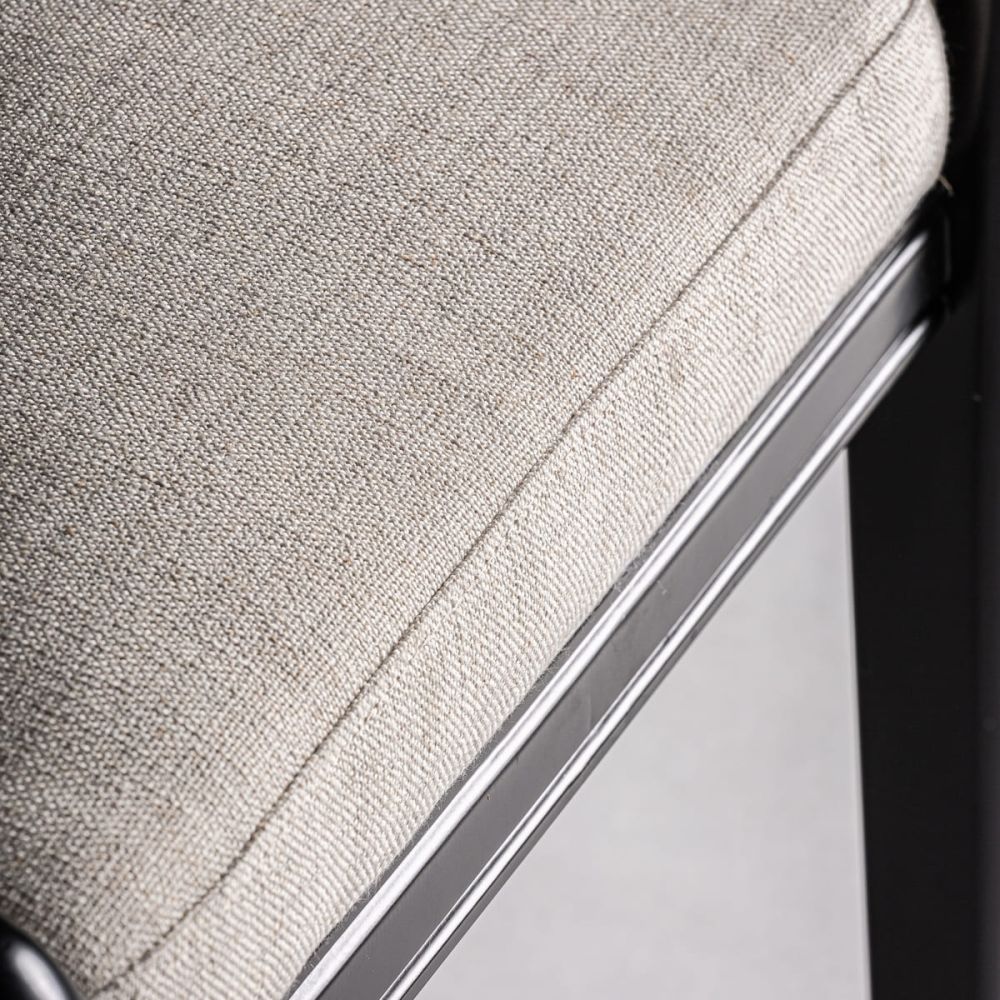 Chair Velburg