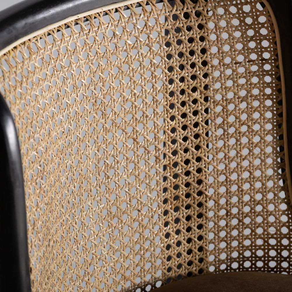 Chair Velburg II