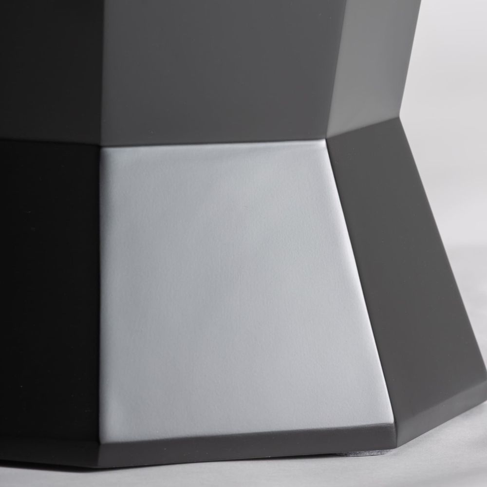 FRIESA SIDE TABLE