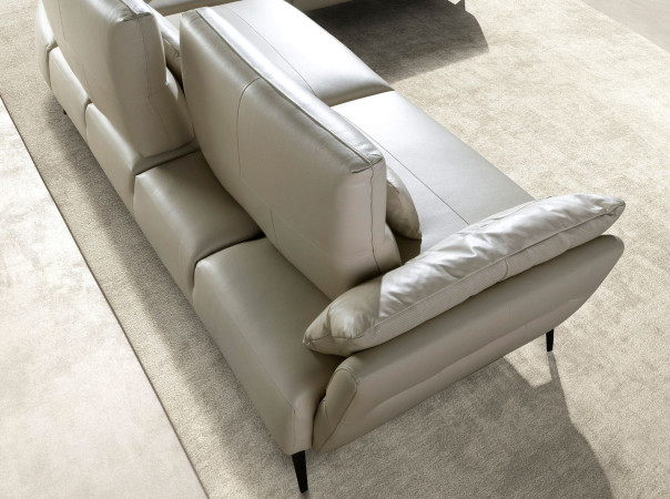 SOFA W/ CHAISELONG REIA