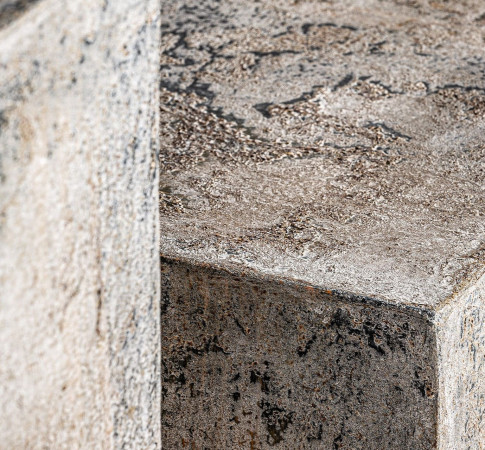 CONJUNTO DE MESAS DE APOIO ARVIT