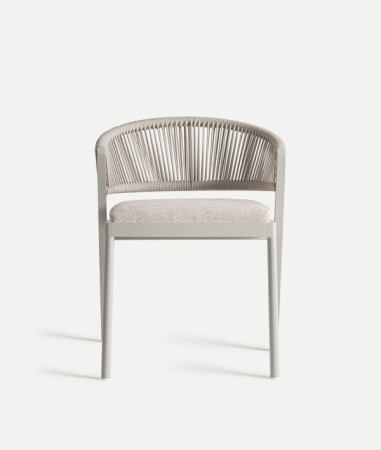 TEGNA CHAIR