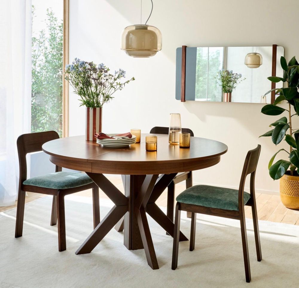 Dining table Vrebos