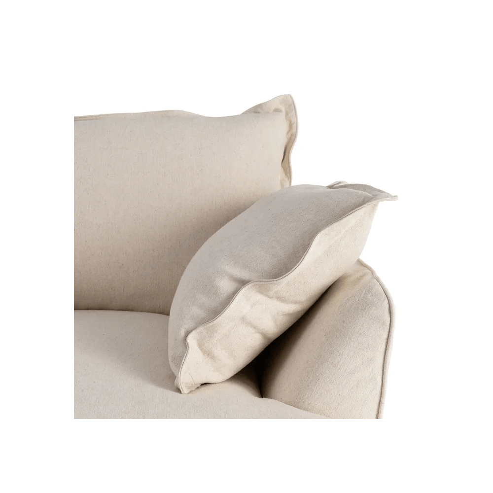 LUNARA ARMCHAIR