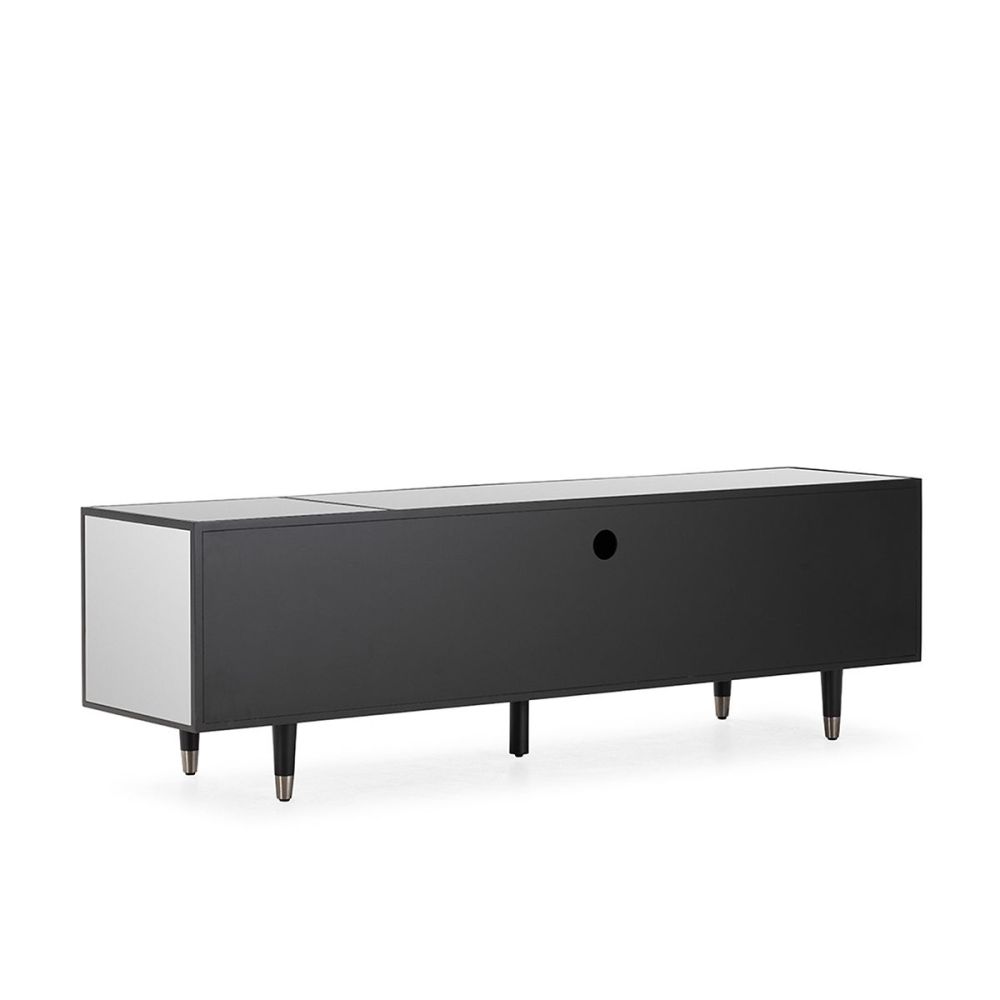 BASE TV LIORA I