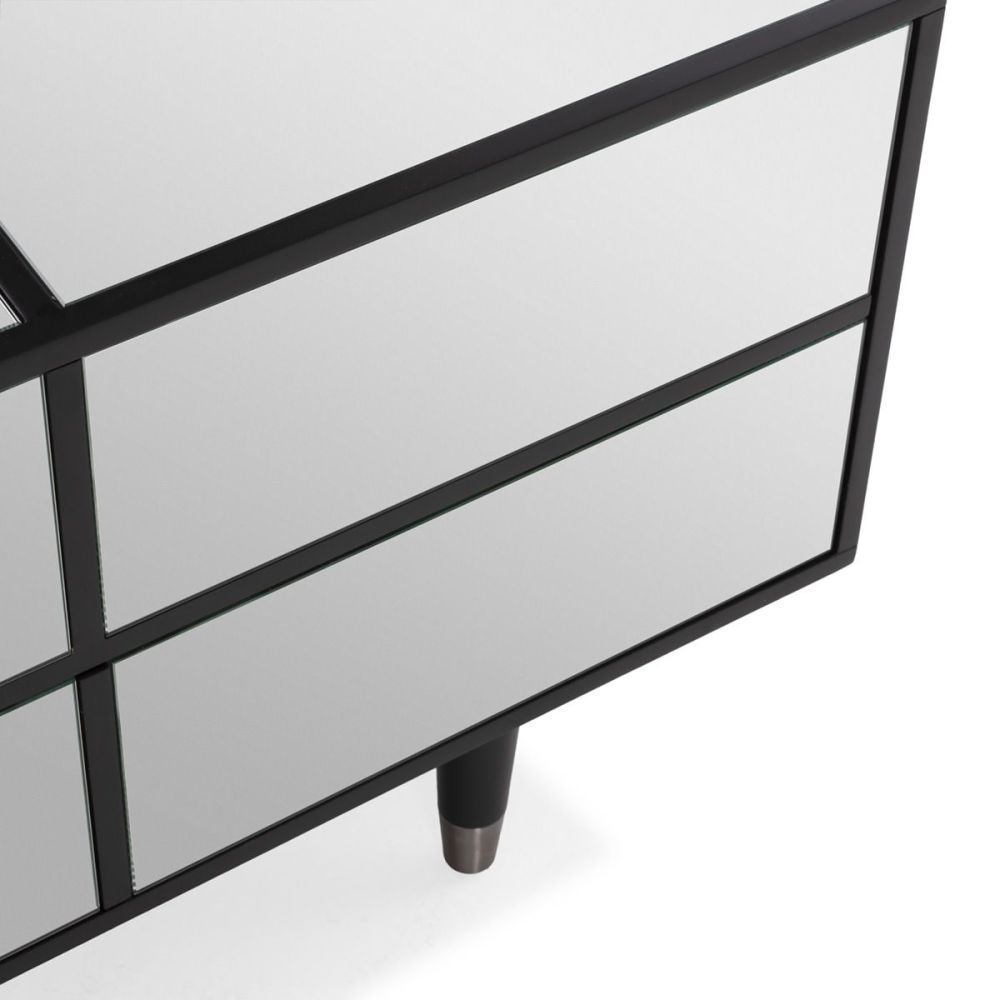 BASE TV LIORA I