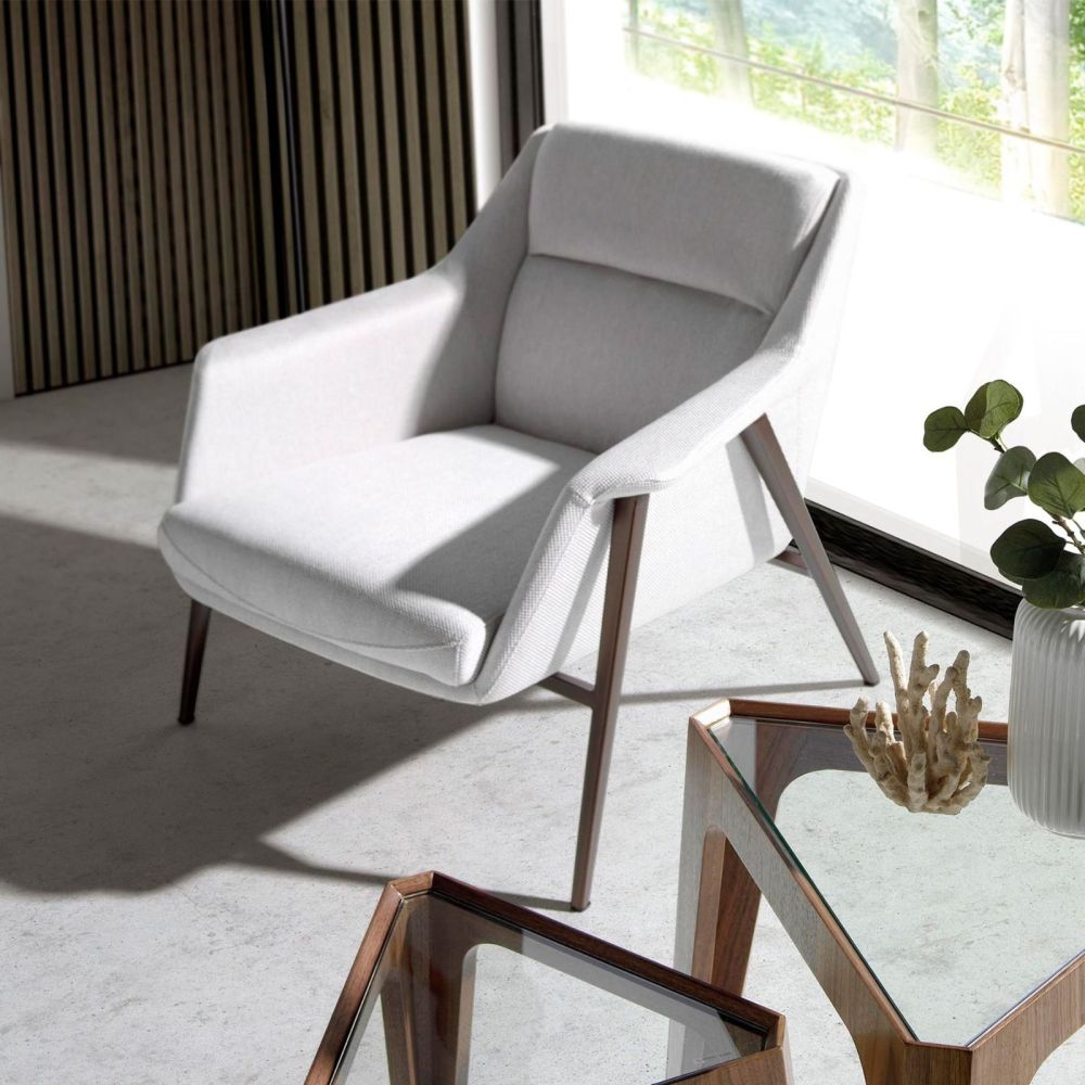 VILANUE ARMCHAIR