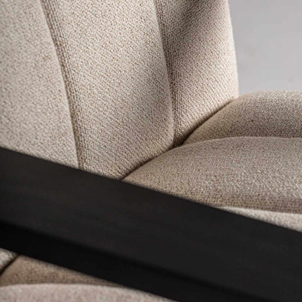Armchair Laugare